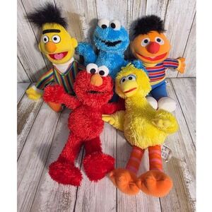 Sesame Street Plush Lot Elmo Cookie Monster Big Bird Bert Ernie Hasbro 2013 10in